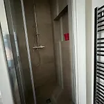 Hyper Centre ,jolie Climatisée Avec Parking Securise Gratuit Séjour chez l'habitant Clermont-Ferrand